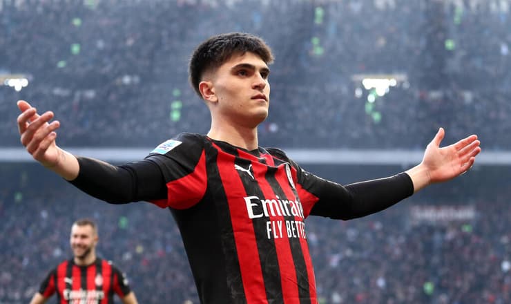 צמד בכורה לא הספיק. ברטזאגי (צילום: Marco Luzzani/Getty Images) דוידה ברטזאגי