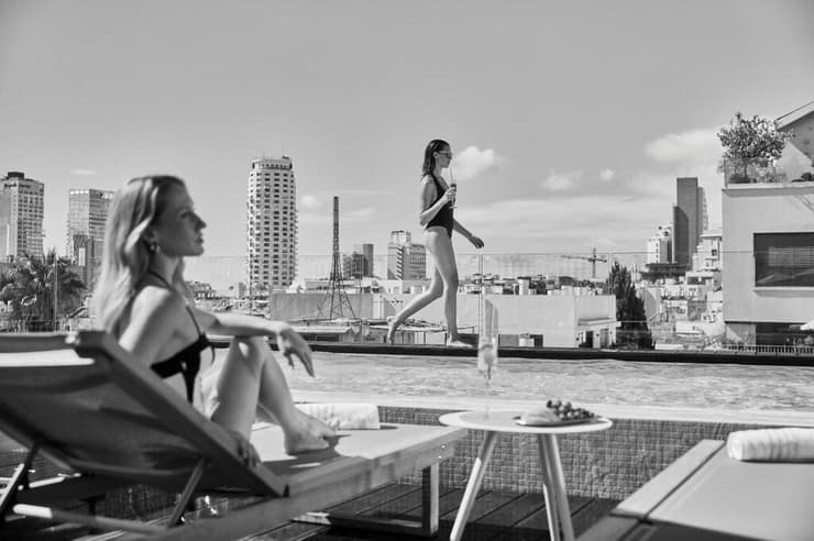 הכי אורבני שאפשר (צילום: דור שרון) HOTEL RECEPTION