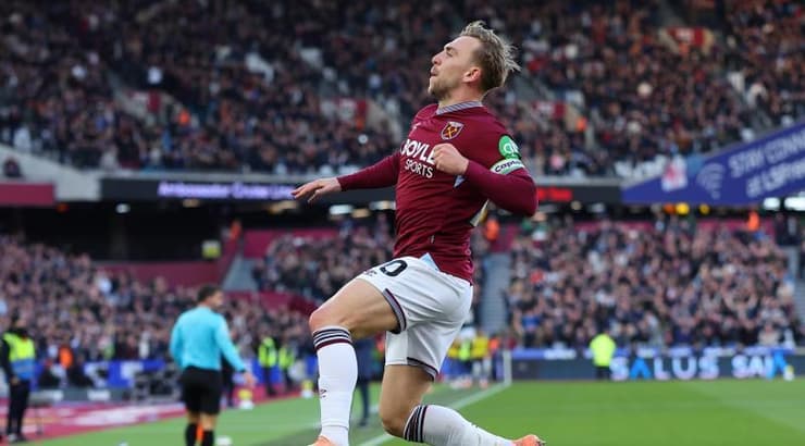 ג'ארוד בואן מאושר (IMAGO) ג'ארוד בואן מאושר