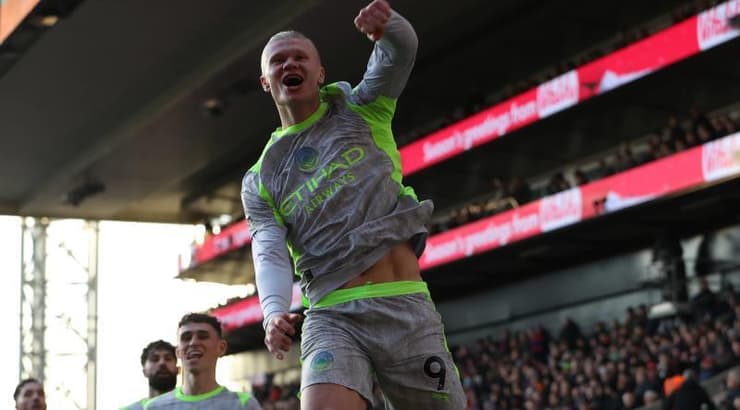 ארלינג הולאנד חוגג (IMAGO) ארלינג הולאנד חוגג