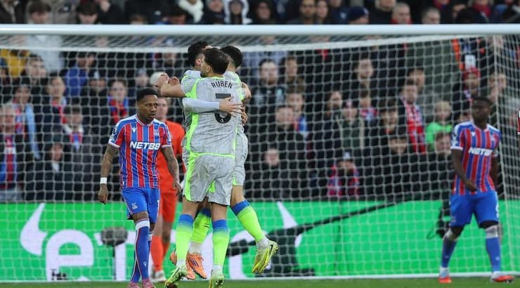 שחקני מנצ'סטר סיטי חוגגים (IMAGO) שחקני מנצ'סטר סיטי חוגגים