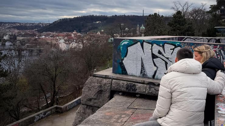 הרבה שקט. פארק לטנה (צילום: רועי אלמן) פארק לטנה, פראג