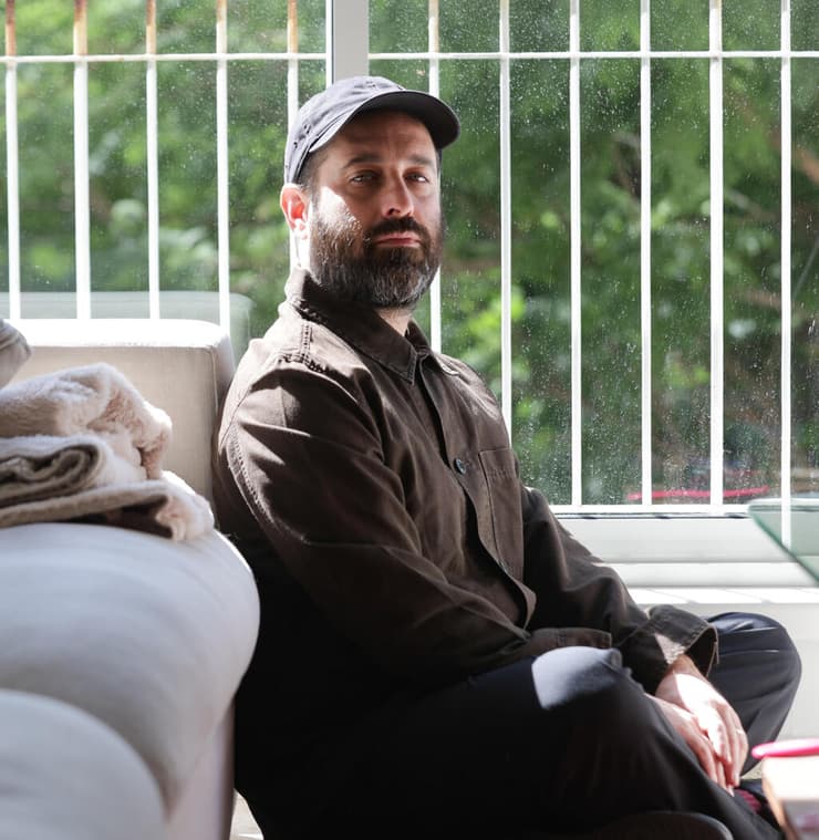 הבמאי תום שובל