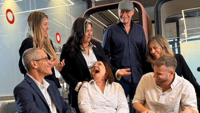 צוות המנחים של אלן קאר (קרדיט: שיטת אלן קאר) צוות המנחים של אלן קאר