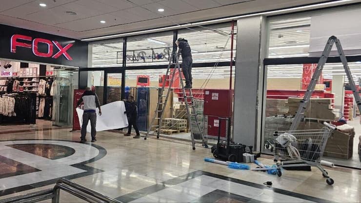 התושבים חזרו, הקניון בקריית שמונה עדיין בשיפוצים שיפוצים בקניון שמונה, קריית שמונה