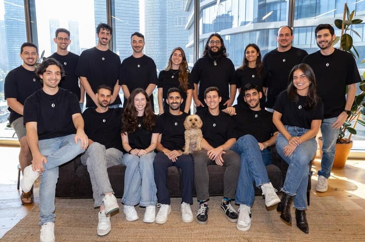 עובדי חברת אקו (Jenny Rochlin) חברת אקו