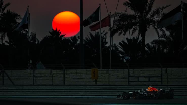 מרוץ פורמולה 1 באבו דאבי (AP Photo/Altaf Qadri) מרוץ פורמולה 1 באבו דאבי