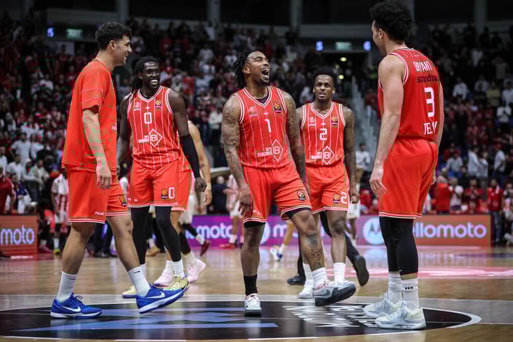 שחקני הפועל ת"א