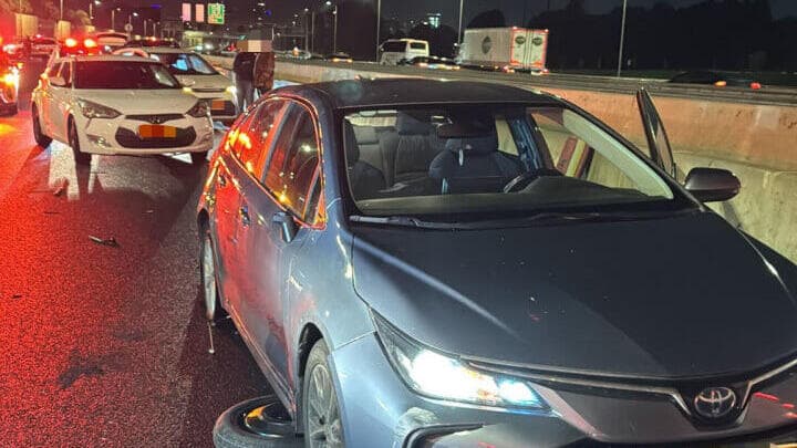 זירת התאונה הקטלנית בכביש 2 (צילום: תיעוד מבצעי מד"א) זירת התאונה הקטלנית בכביש 2 שבה נהרג צעיר בן 21