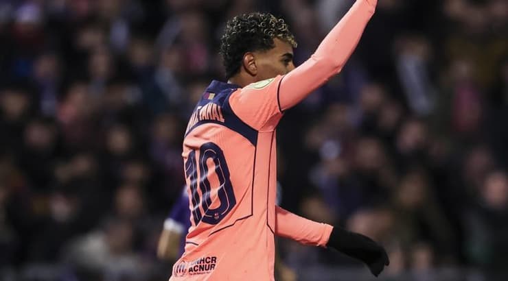 לאמין ימאל. צריך אותו במשחק