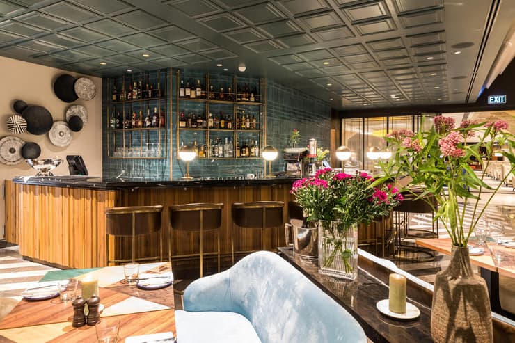 מסעדת 02 (צילום: יונתן בן חיים) מסעדת 02