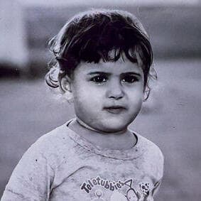 ”לפני הנובה היא הייתה שמחה וחברותית". שיראל גולן ז"ל בילדותה (צילום: באדיבות המשפחה) ”לפני הנובה היא הייתה שמחה וחברותית". שיראל גולן ז"ל בילדותה