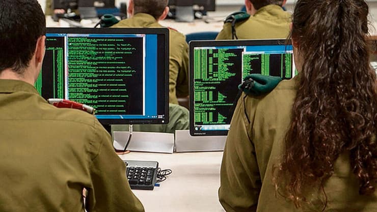 באכ"א הבחינו: בני נוער מהפריפריה שעברו את המבחנים לא זומנו