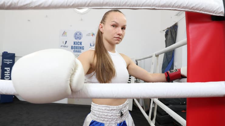 תשמח לקבל קצת יותר הכרה ופרגון. יוליה סצ'קוב (צילום: אלעד גרשגורן) יוליה סצ'קוב