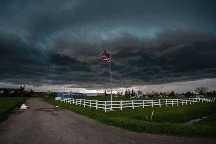 קשה לחשוב על מקום אחר בעולם שמספק רצף כזה של סצנות דרמטיות
