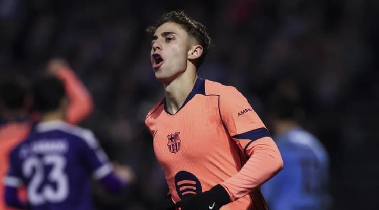 פרמין לופס חוגג את הגול של אנדראס כריסטנסן