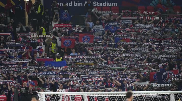 הקהל של פאריס (IMAGO) הקהל של פאריס