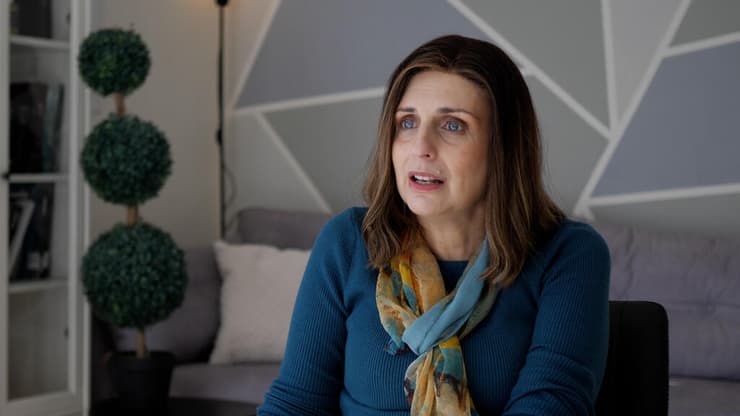 "אני חושבת שלהיות עצמאי זה מקום מאוד בודד", אסתי זומר (מתוך הכתבה) אסתי זומר כתבה עוגן עסקים קטנים ובינוניים