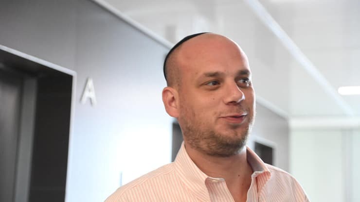 אלי פלדשטיין