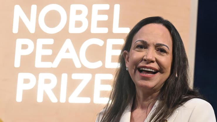 מריה קורינה מצ'אדו, מנהיגת האופוזיציה בוונצואלה (צילום: Rune Hellestad/Getty Images) מריה קורינה מצ'אדו מנהיגת האופוזיציה ב ונצואלה אחרי קבלת פרס נובל לשלום ב אוסלו 11 בדצמבר