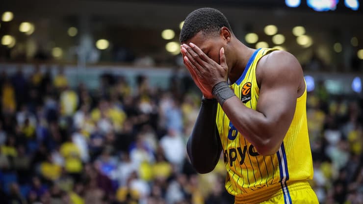 מכבי ת"א לוני ווקר ולנסיה בארנה בירושלים 