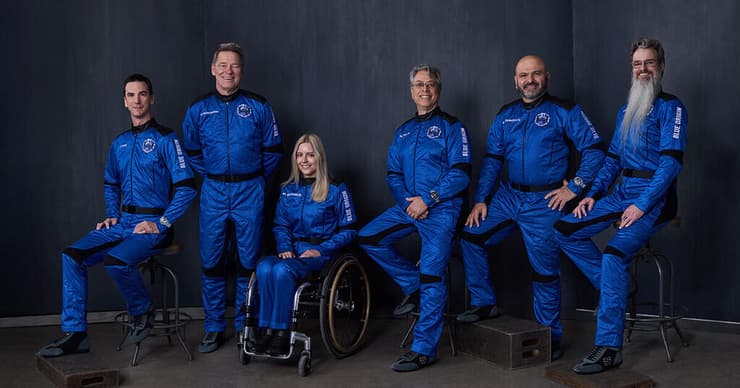 חברי משימת NS37