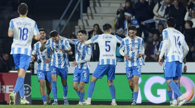 שחקני טלאברה בטירוף (IMAGO) שחקני טלאברה בטירוף