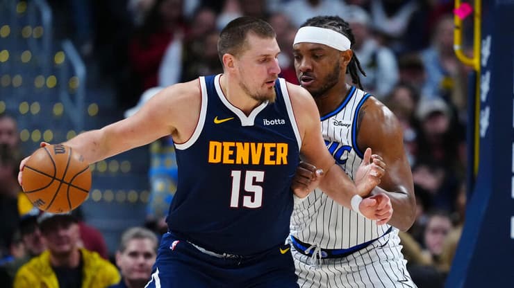 ניוקלה יוקיץ' מול וונדל קרטר ואורלנדו מג'יק