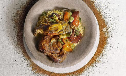 אוסובוקו עם בהראט, ירקות שורש ויין לבן