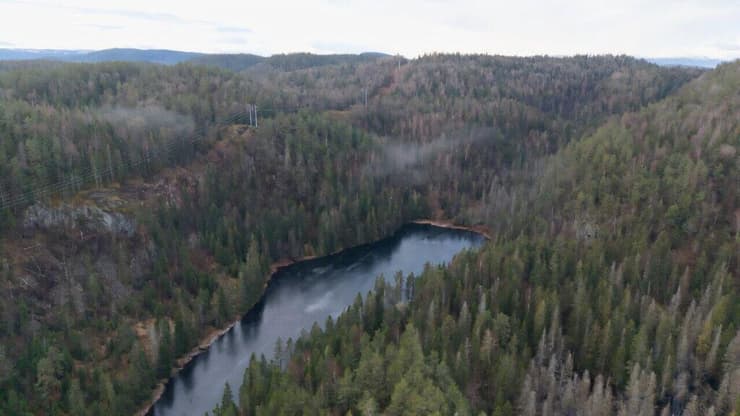 אזור כריית היסודות הנדירים באולפוס, תחתיו יש על פי ההערכות כ-8.8 מיליון טונות של יסודות נדירים