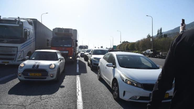 הפגנה נגד הממשלה בצומת גומא