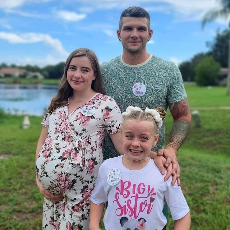 קתרין מורנהינוויי אנדרו פורד הביאו לעולם תינוקת שלא שרדה כדי לתרום את איבריה