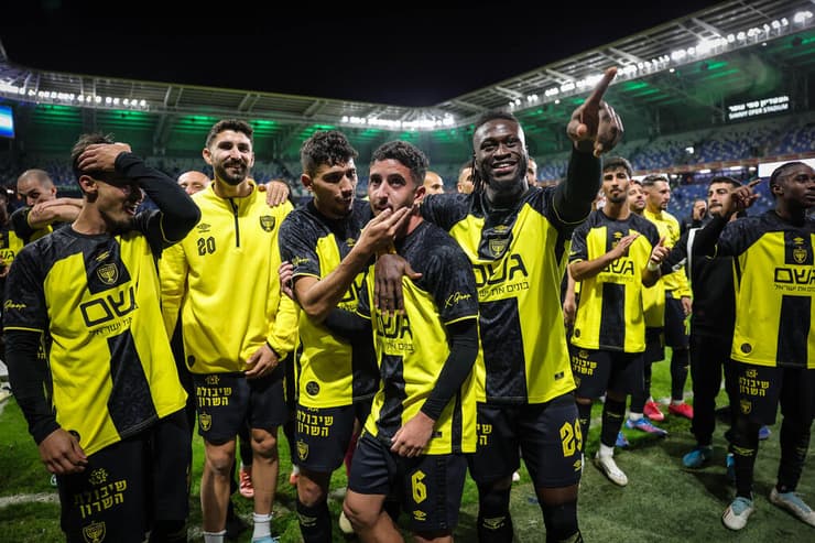 בן שימול חוגג