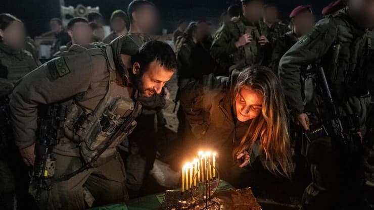 הדלקת נרות חנוכה ברצועת עזה