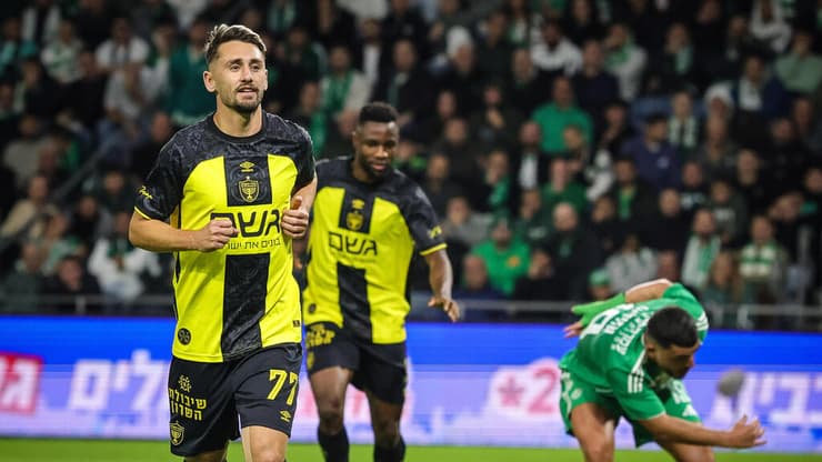 עומר אצילי חוגג