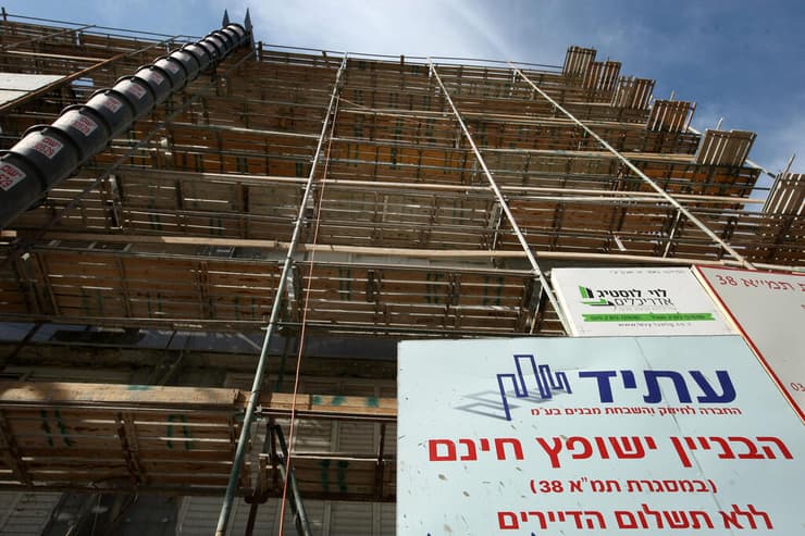 תמ"א 38 בראשון לציון (צילום: עמית שעל) תמ"א 38 בראשון לציון