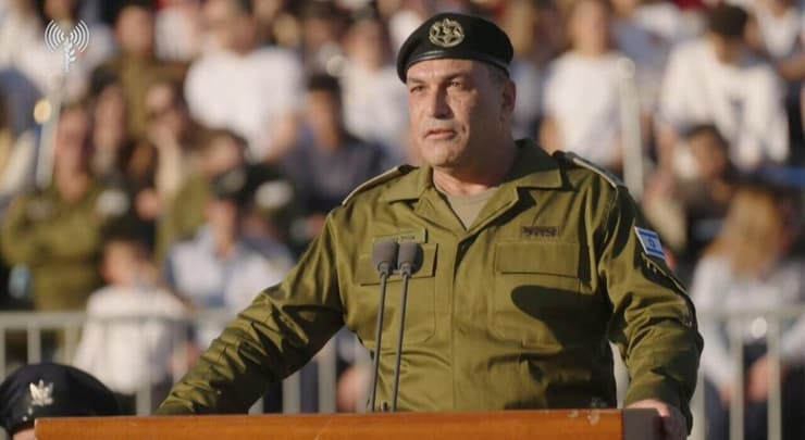 הרמטכ"ל אייל זמיר  בטקס סיום קורס טיס