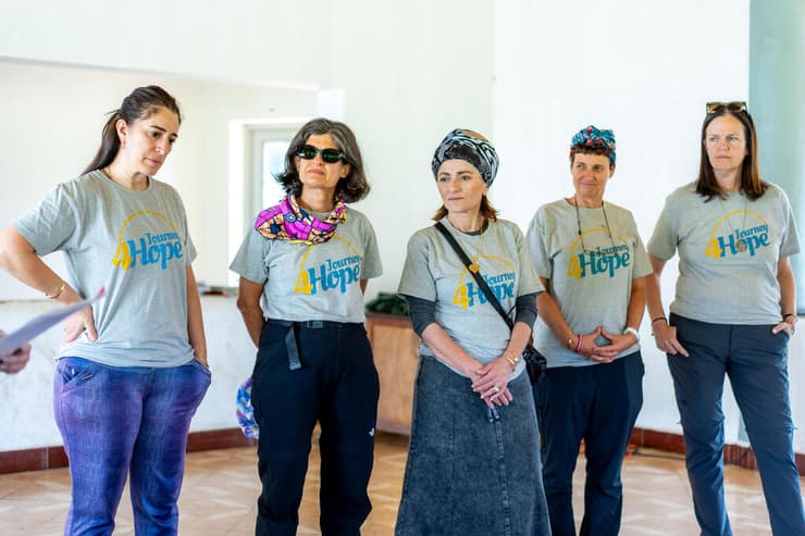 מסע החוסן של האמהות השכולות באוגנדה