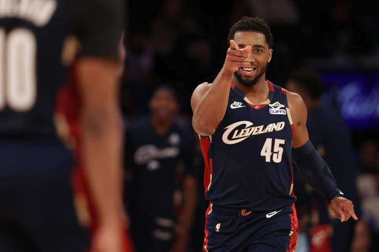 שחקן קליבלנד קאבלירס דונובן מיצ'ל 