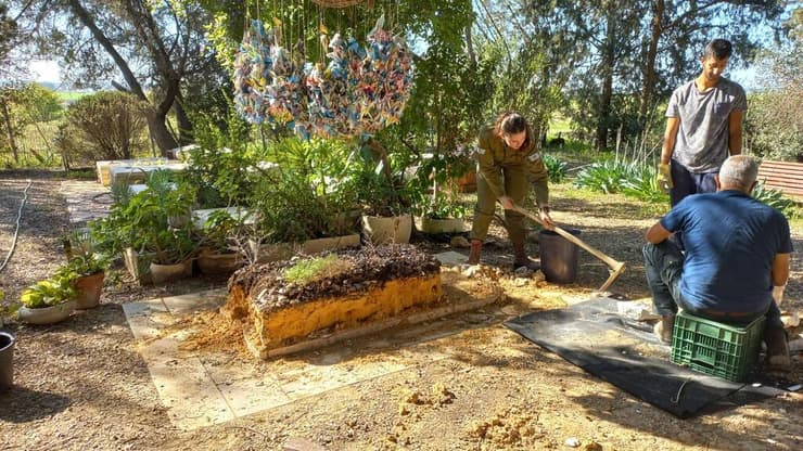 פירוק המצבה של גור קהתי