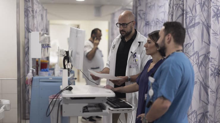 עו״ד יעקב בלס