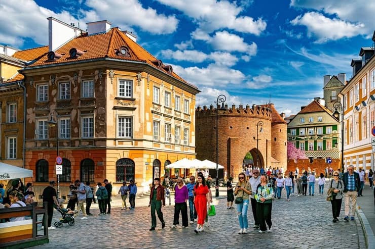 ורשה, הכיכר ההיסטורית בעיר העתיקה, סמוך לארמון המלכותי