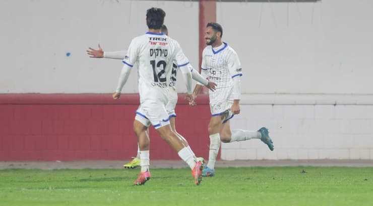 יואל אבוחצירה חוגג את השער