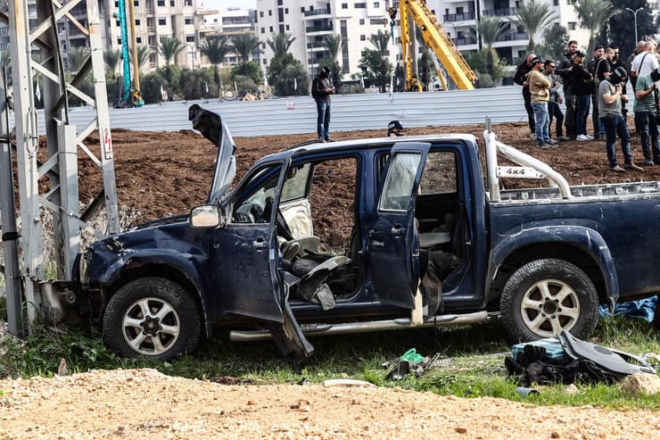 רכבו של המחבל שביצע את פיגוע הדריסה והדקירה בתל יוסף ובית שאן