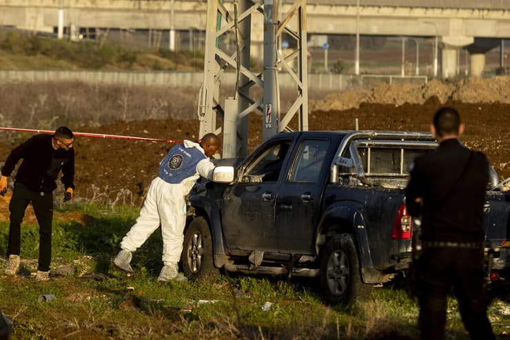 רכבו של המחבל שביצע את פיגוע הדריסה והדקירה בתל יוסף ובית שאן