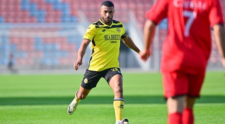 כארם ג'אבר דוחף קדימה