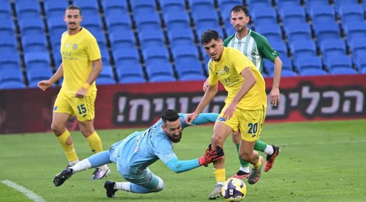 אופק משען בדרך לשער