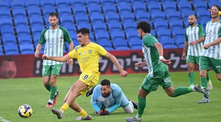 אופק משען כובש