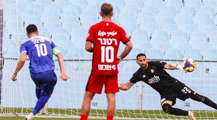 אריאל שרצקי מדייק מהנקודה