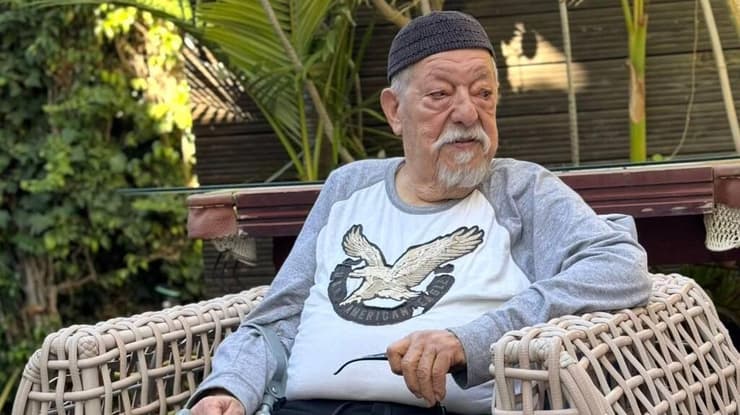 צ'רלי ביטון